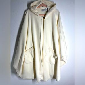 Le Moda White/Cream Button Hooded Wrap Shawl Body Cover Jacket One Size